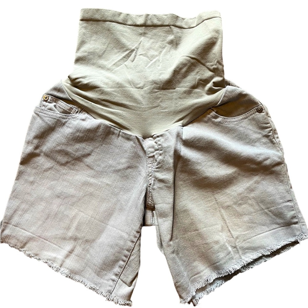 Indigo Blue Light Gray Raw Hem Maternity Shorts NWOT/GUC